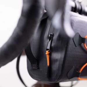 Sacoche de cintre OXFORD Aqua Evo Adventure Daytripper 3.5L Noir